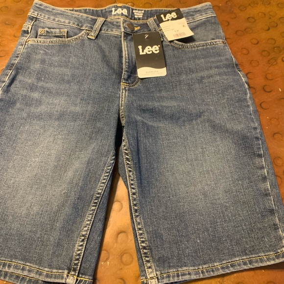 Lee Shorts Womens Lee Bermuda Jean Shorts 6m 6 M New Poshmark
